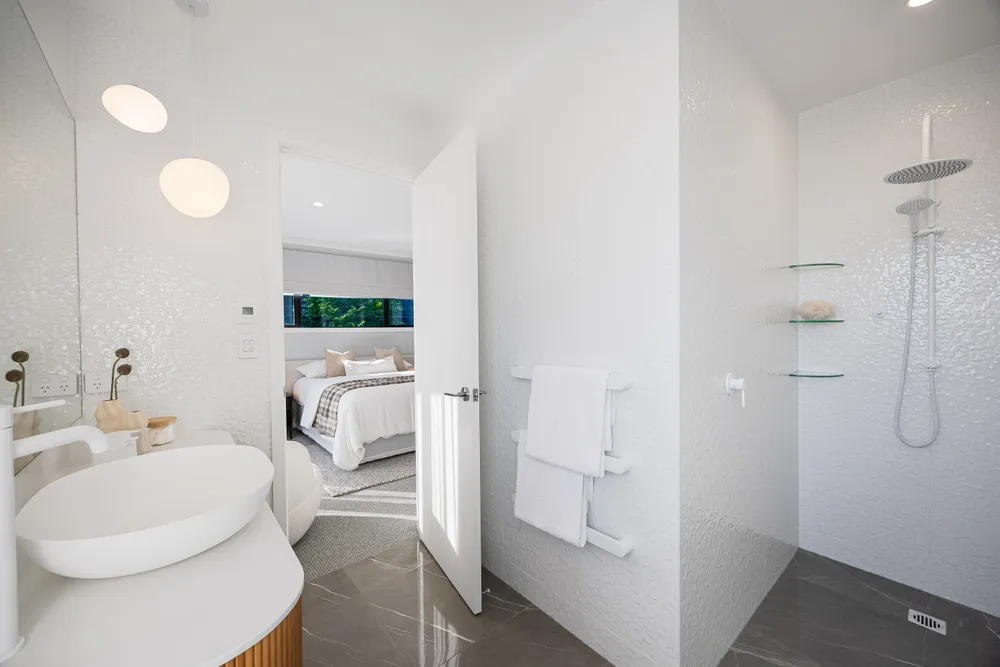 Photos of 41 Maurice Kelly Road