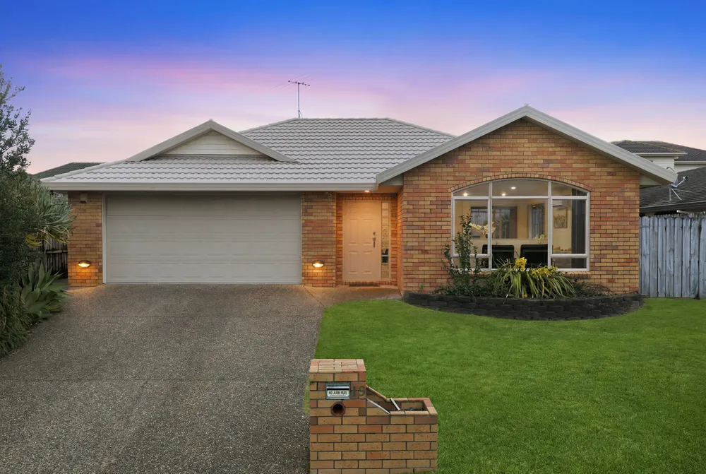 Photos of 19 Norm Pellow Drive