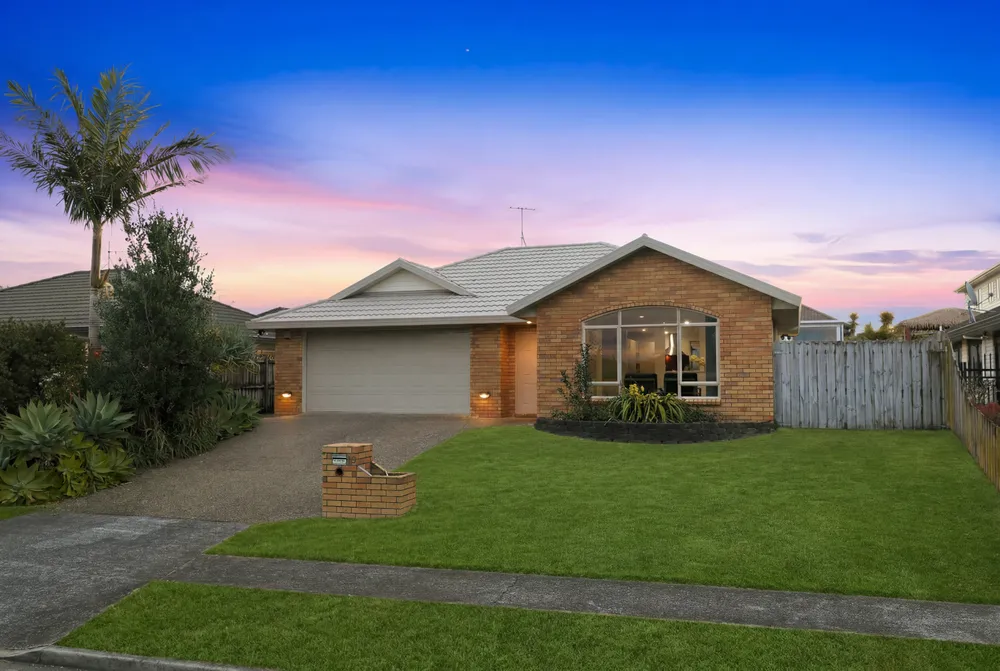 Photos of 19 Norm Pellow Drive
