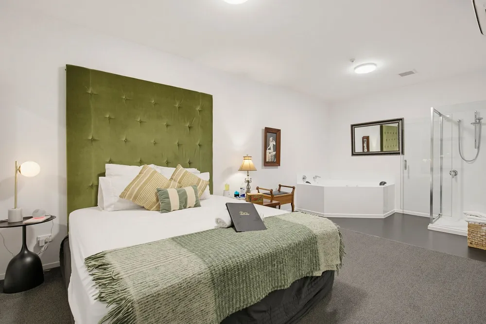 Photos of 286a High Street
