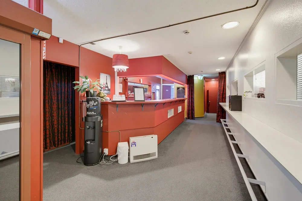 Photos of 286a High Street