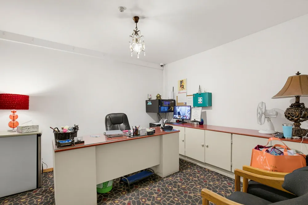 Photos of 286a High Street