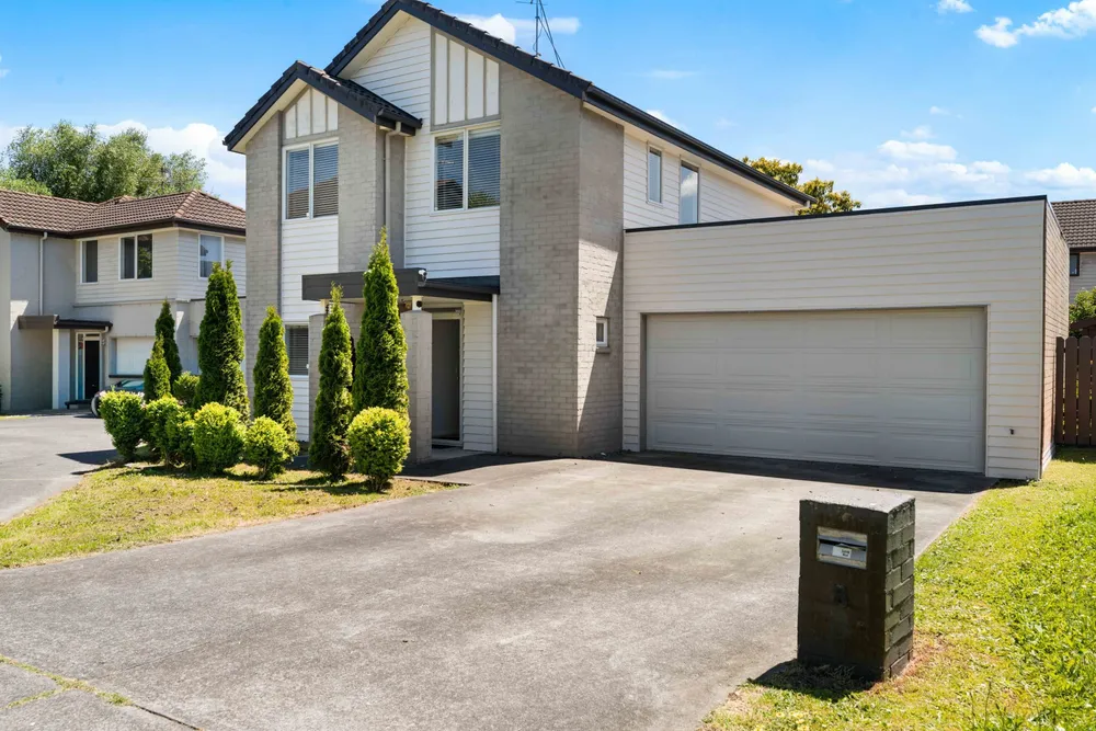 Photos of 8 Ritchie Crescent