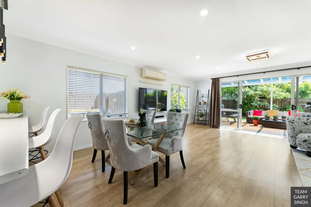 Photos of 8 Ritchie Crescent