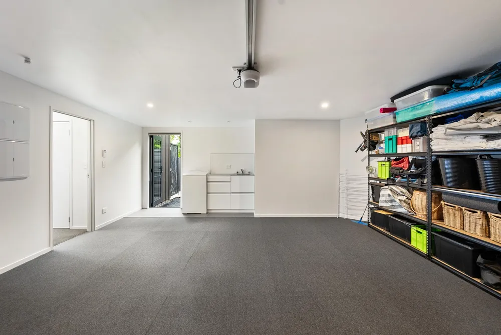 Photos of 112B Coates Avenue