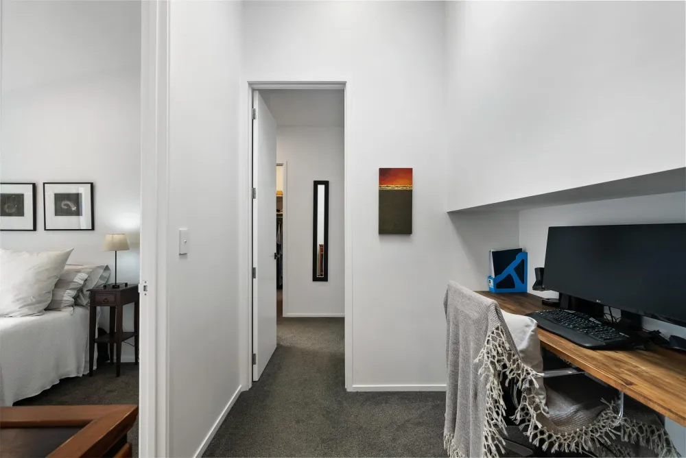 Photos of 112B Coates Avenue