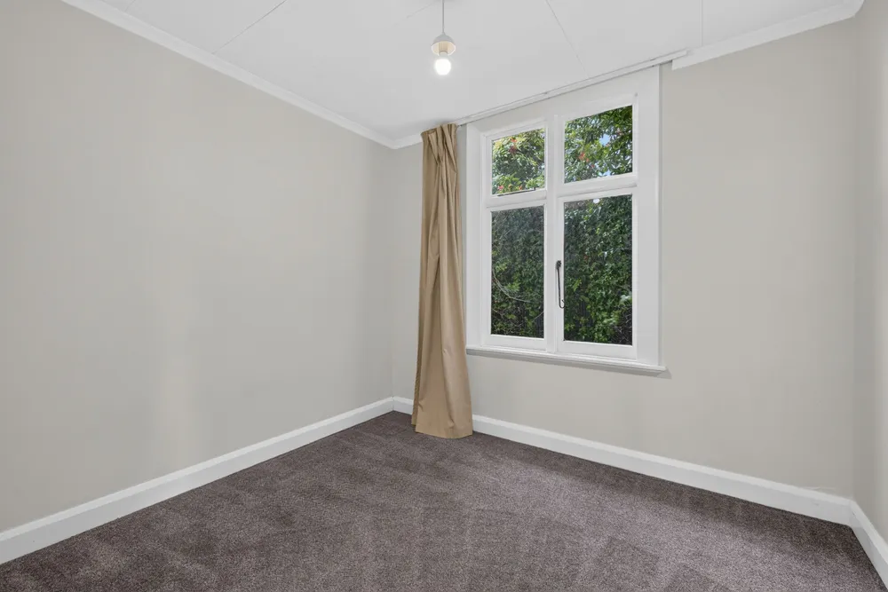 Photos of 11 Woodville Street