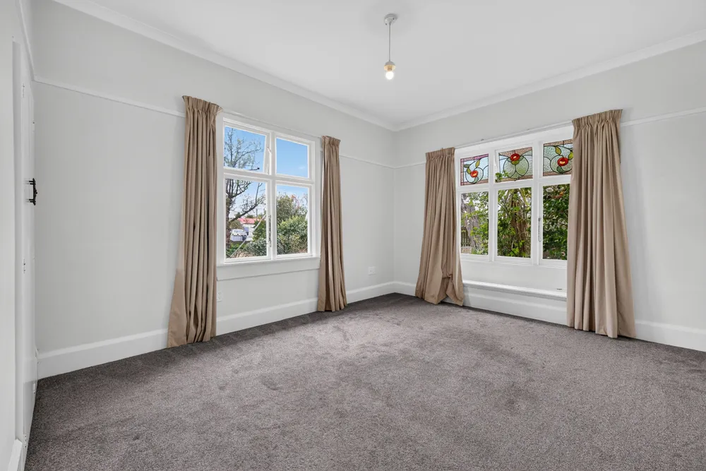 Photos of 11 Woodville Street