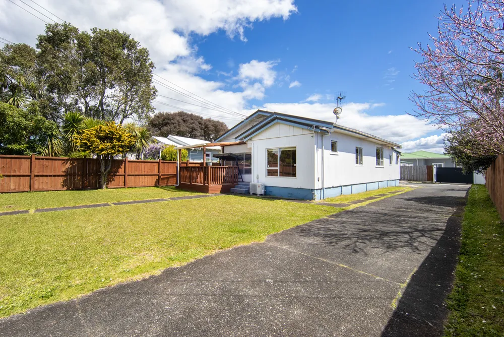 Photos of 17A Arran Street