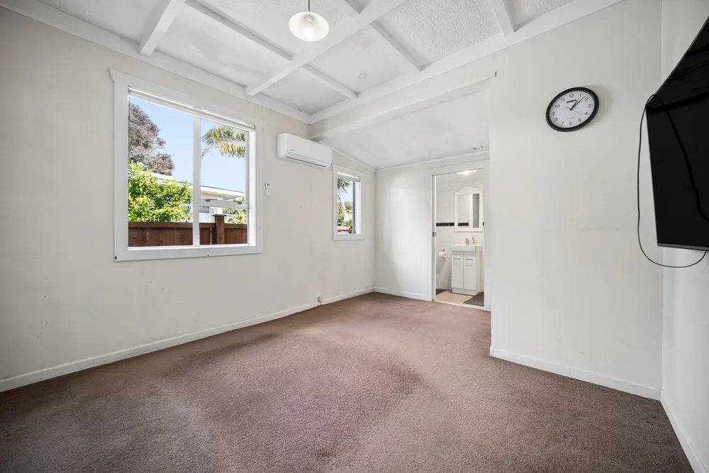 Photos of 17A Arran Street