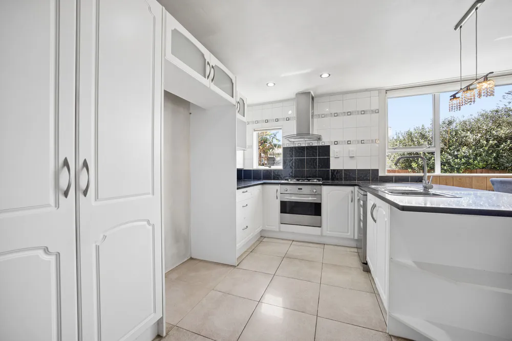 Photos of 17A Arran Street