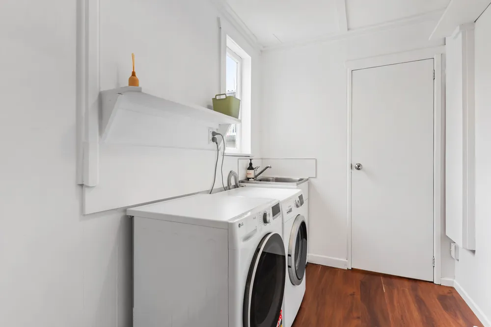 Photos of 10 Eldon Road