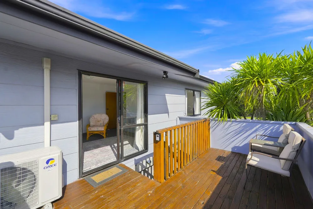 Photos of 35 Domain Road