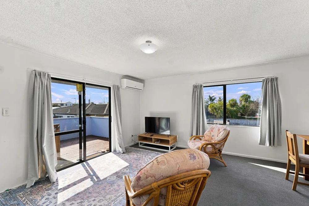 Photos of 35 Domain Road