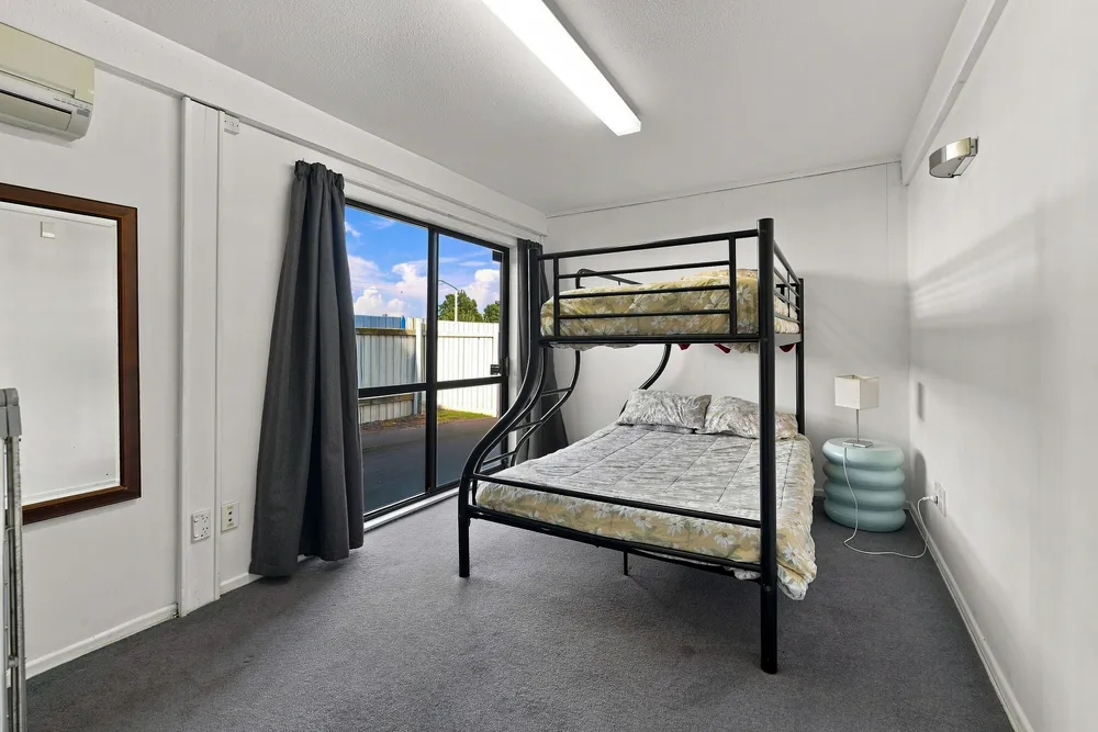 Photos of 35 Domain Road
