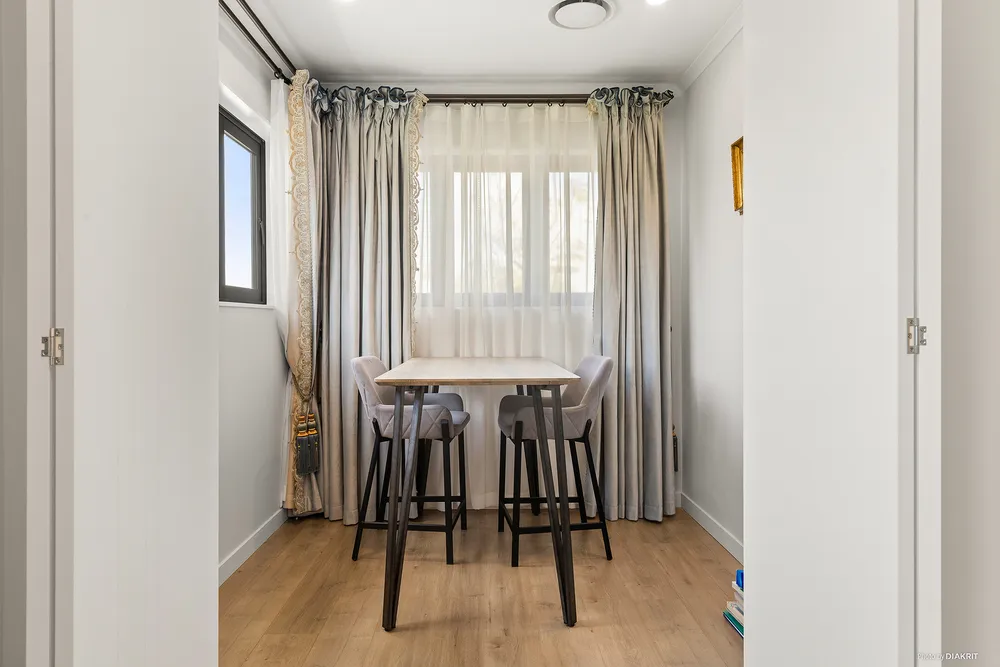 Photos of 36A Kingsclere Place