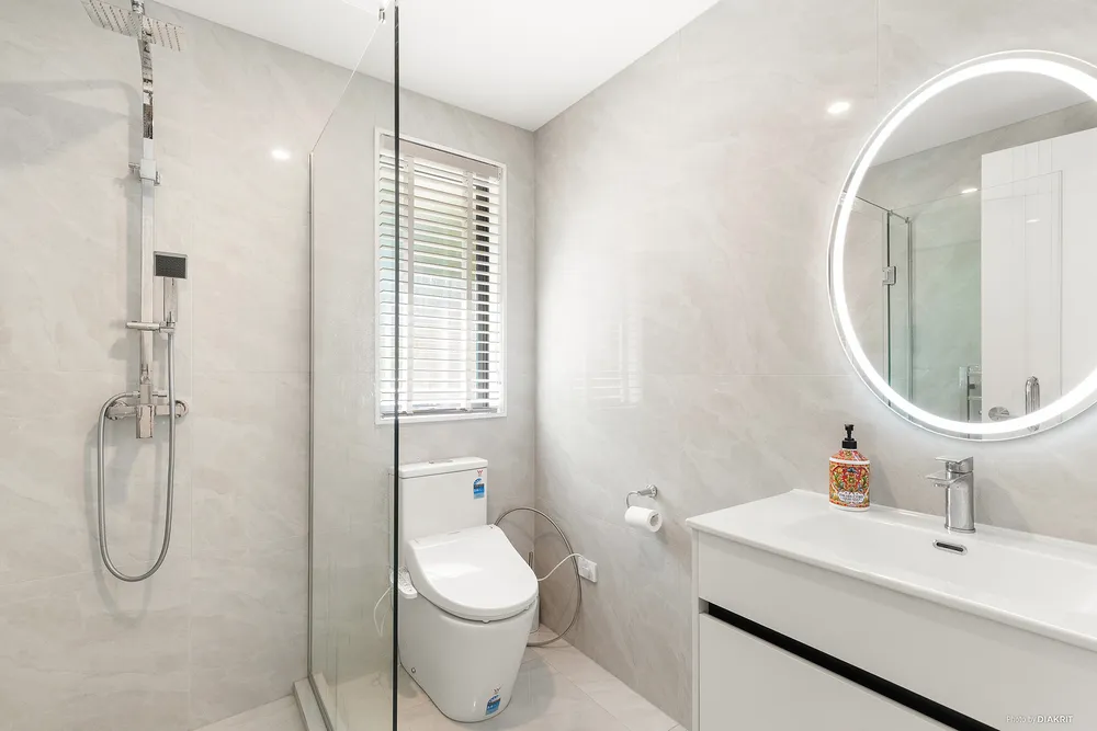 Photos of 36A Kingsclere Place