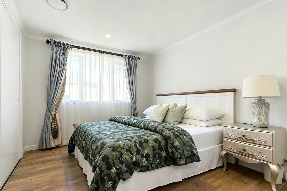Photos of 36A Kingsclere Place