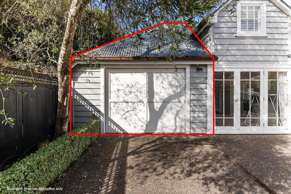 Photos of 65 Middleton Road