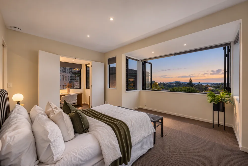 Photos of 12 John Stokes Terrace
