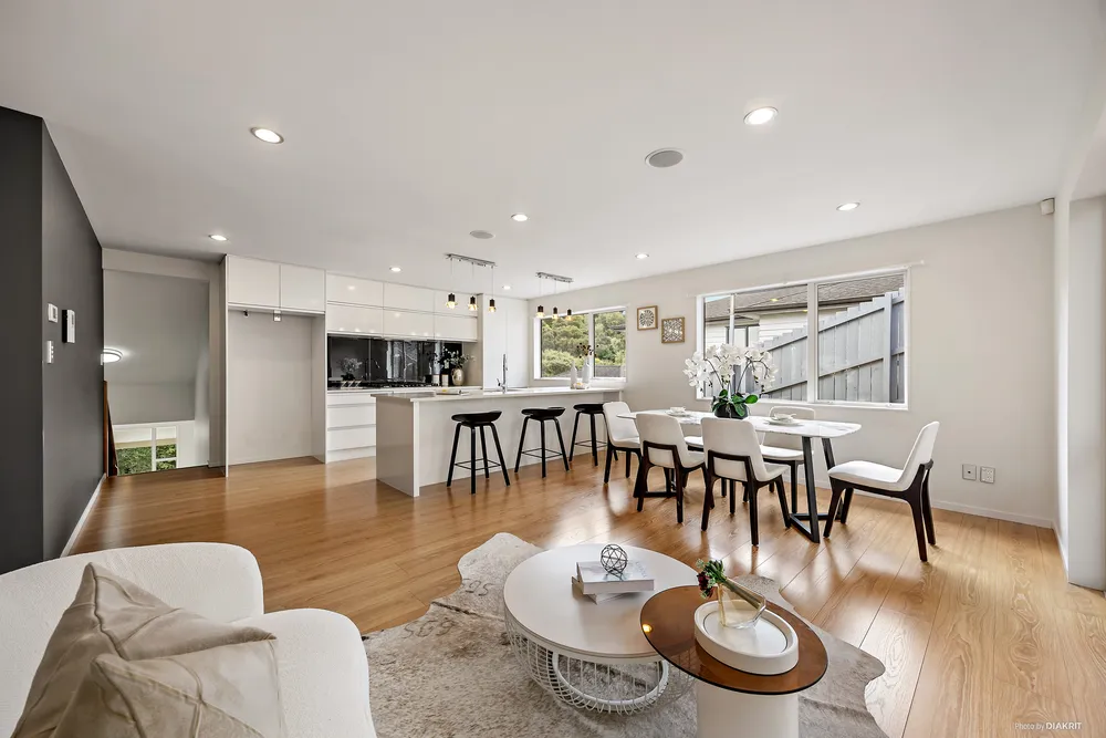 Photos of 80 Kaipatiki Road