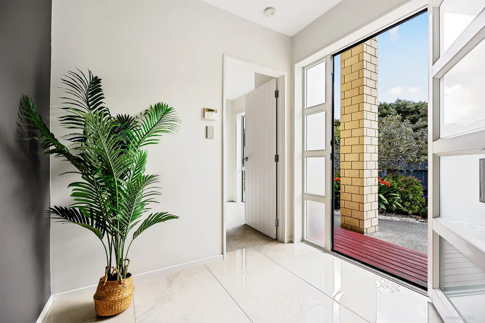 Photos of 80 Kaipatiki Road