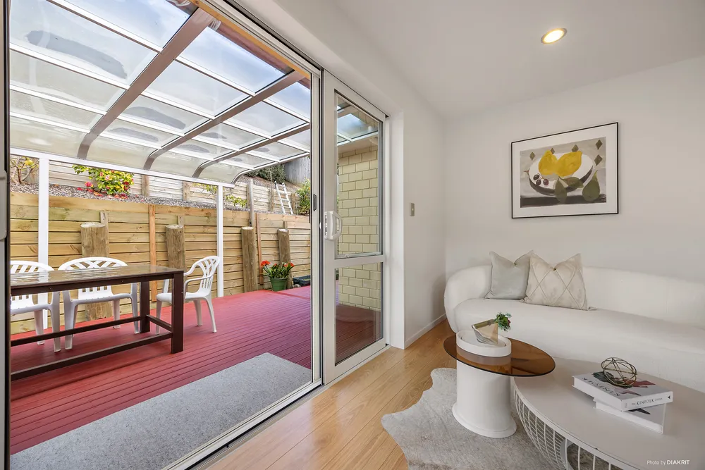 Photos of 80 Kaipatiki Road