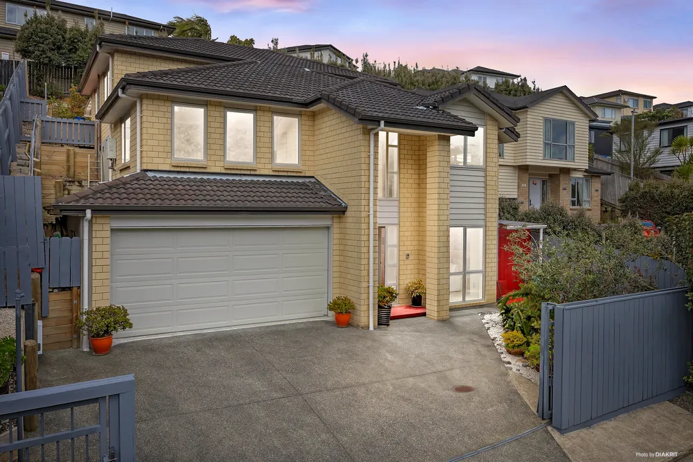 Photo of 80 Kaipatiki Road, Glenfield