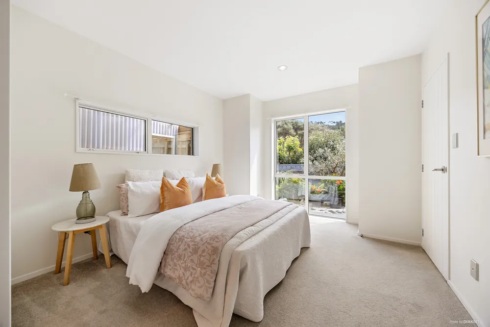 Photos of 80 Kaipatiki Road