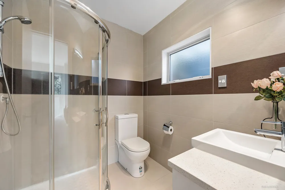 Photos of 80 Kaipatiki Road