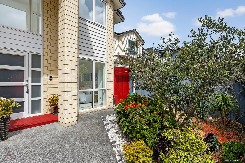 Photos of 80 Kaipatiki Road