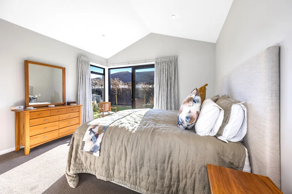 Photos of 49 Vernon Drive