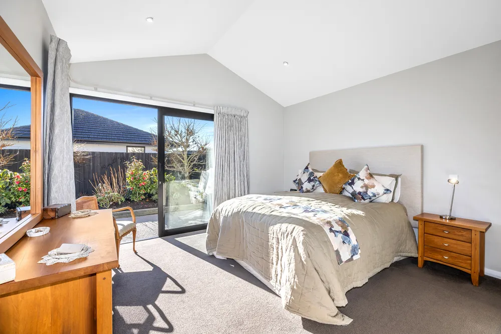 Photos of 49 Vernon Drive