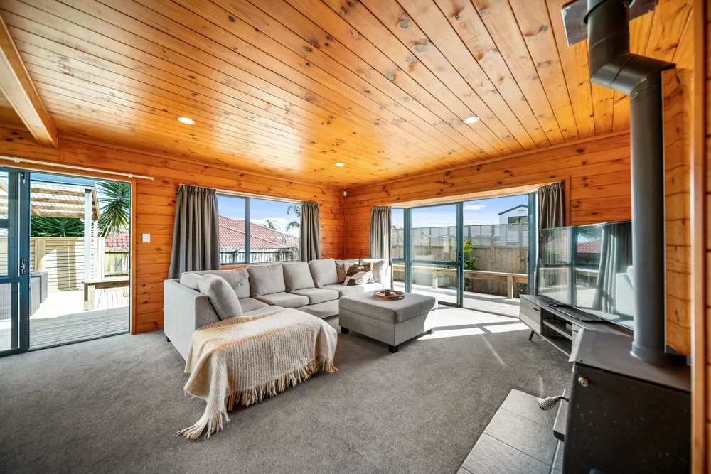 Photos of 120A Helvetia Road