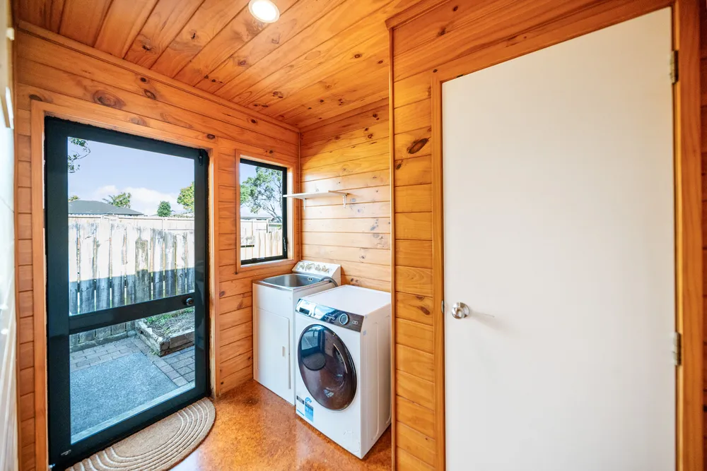 Photos of 120A Helvetia Road