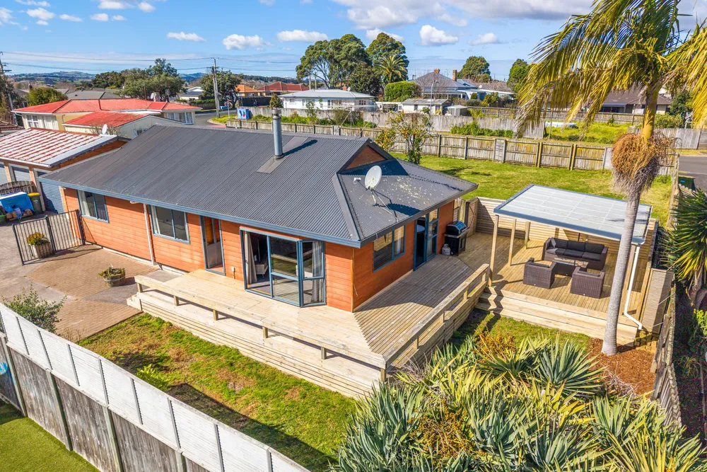 Photos of 120A Helvetia Road