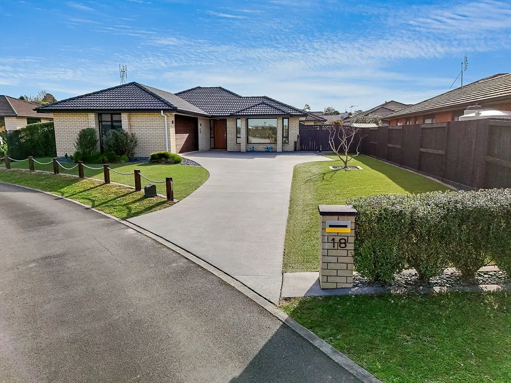 Photos of 18 Kawariki Drive