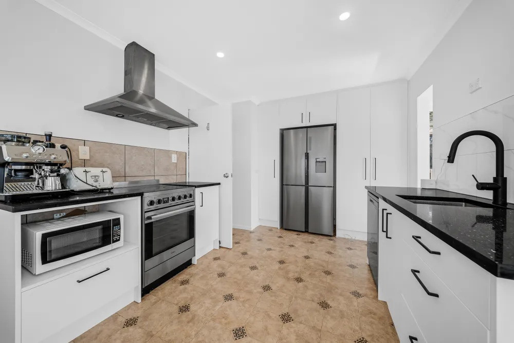 Photos of 32 Athena Drive
