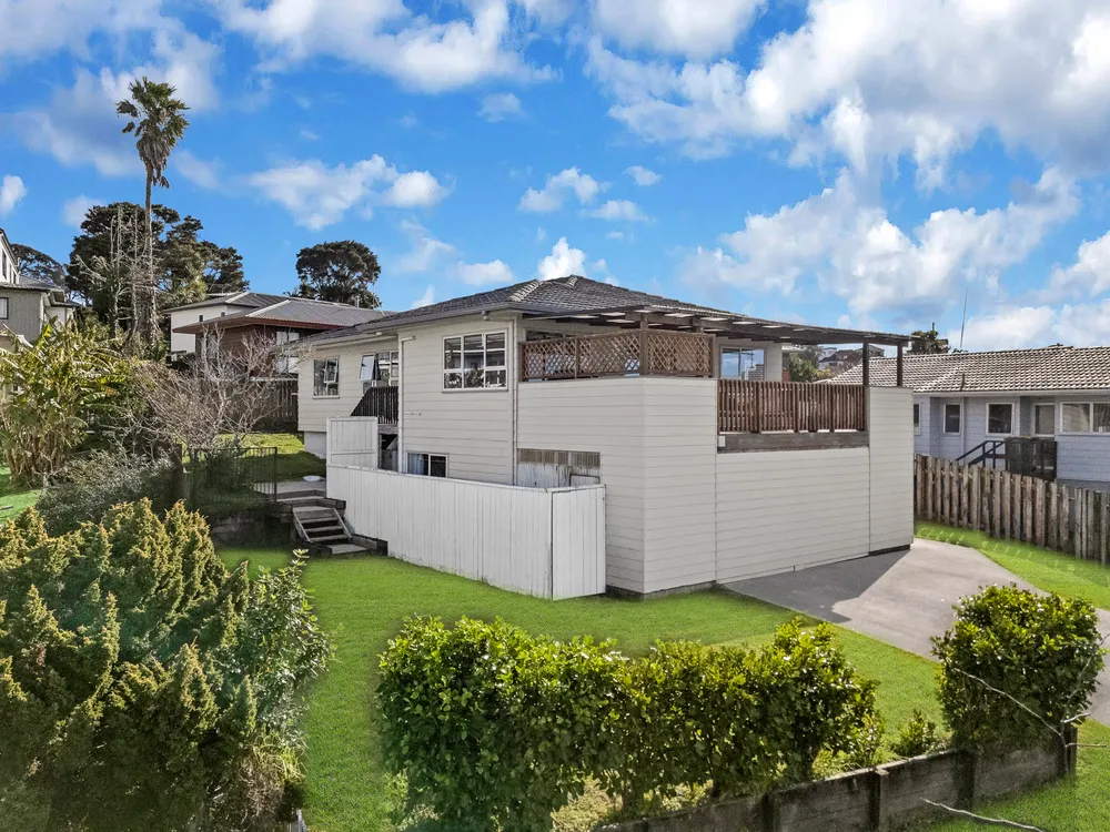 Photos of 32 Athena Drive