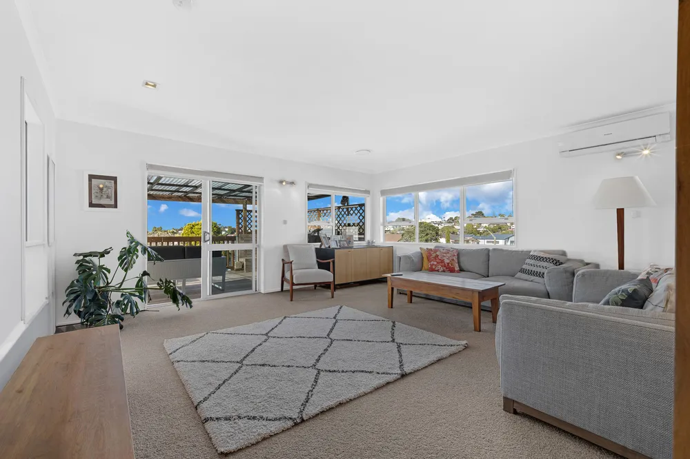 Photos of 32 Athena Drive