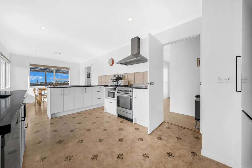 Photos of 32 Athena Drive