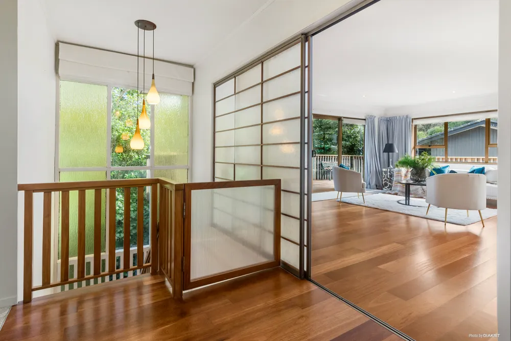 Photos of 42 Coroglen Avenue