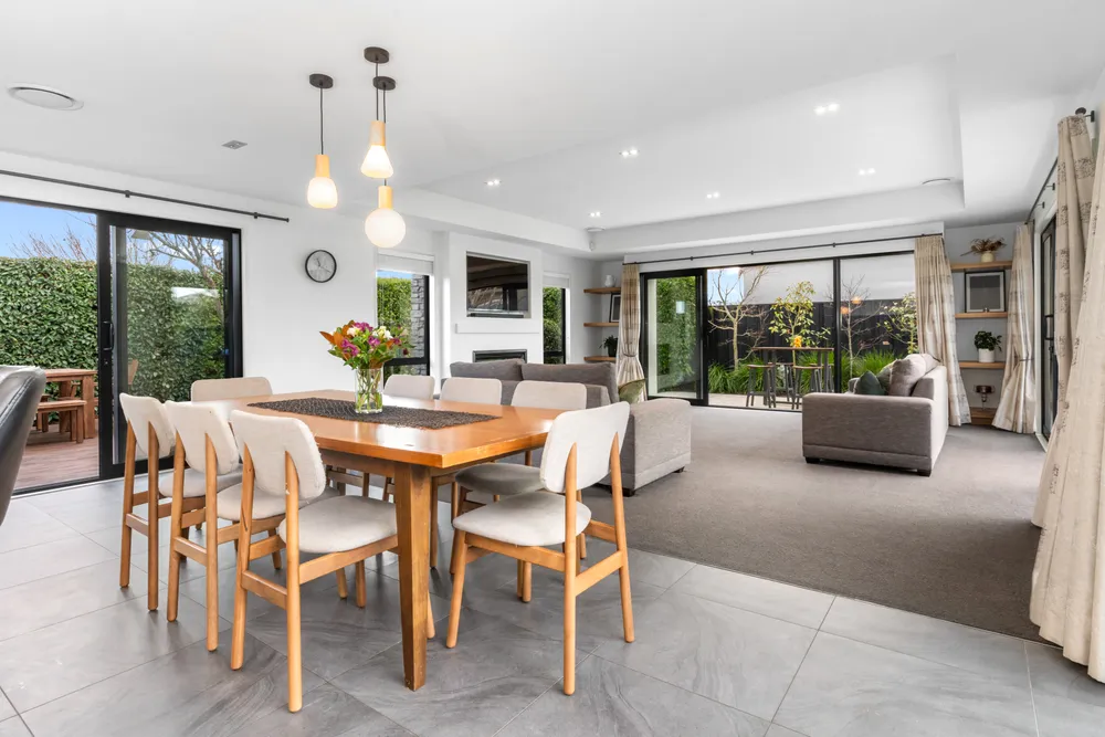 Photos of 1 Findlay Avenue
