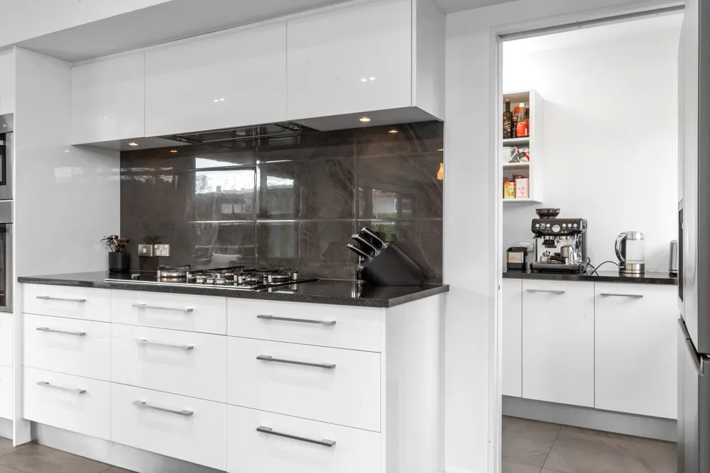 Photos of 1 Findlay Avenue