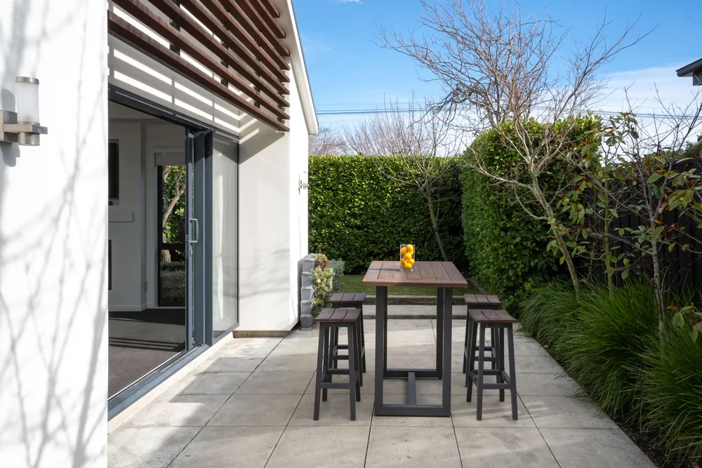 Photos of 1 Findlay Avenue