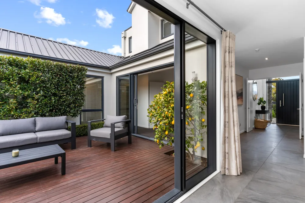 Photos of 1 Findlay Avenue