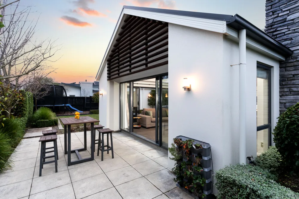 Photos of 1 Findlay Avenue