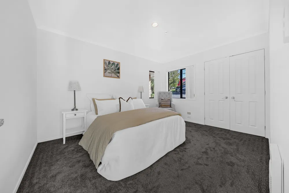 Photos of 115 Bushlands Park Drive