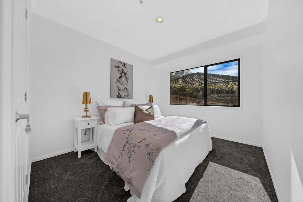 Photos of 115 Bushlands Park Drive