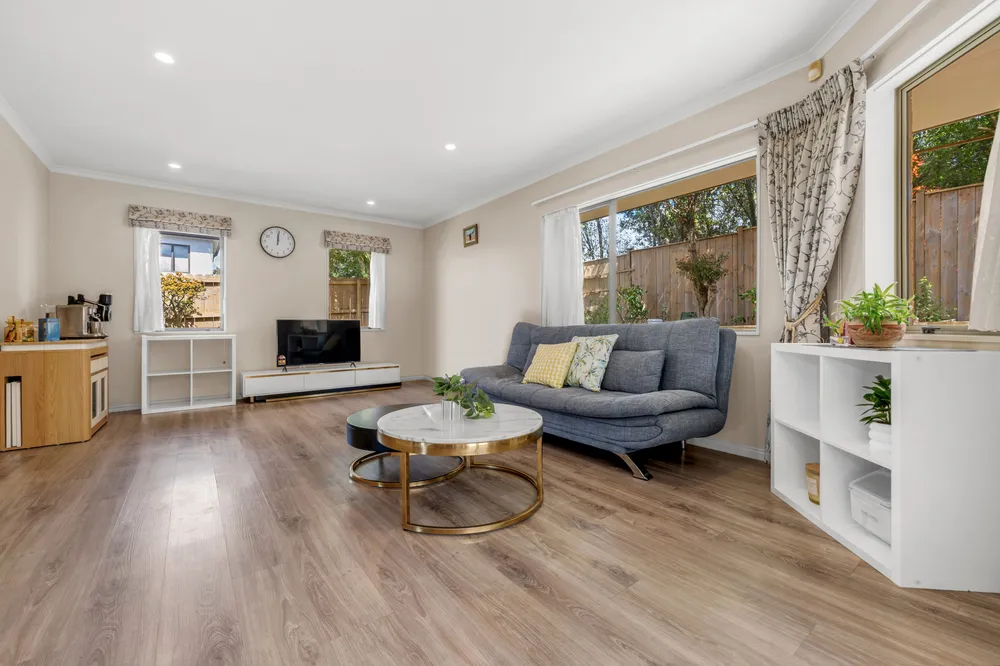 Photos of 21 Speyside Crescent